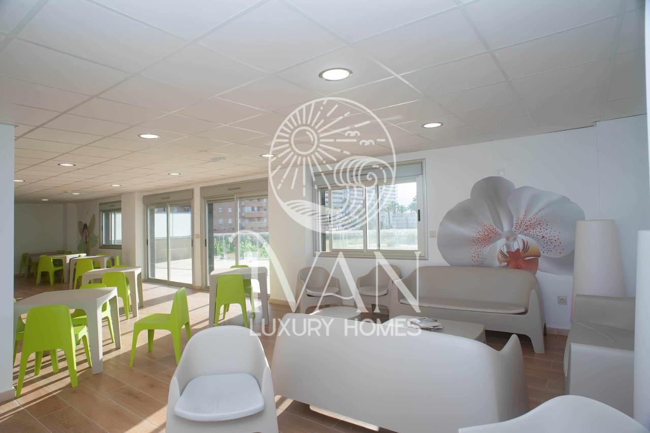 Casa Bella Vista Ivan Luxury Homes 11ªpta Sur 1ªline 奥罗佩萨德尔马 外观 照片