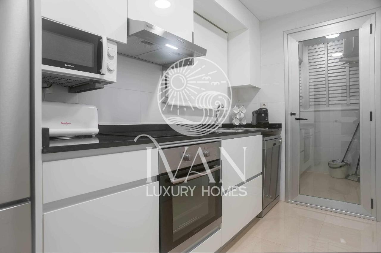 Casa Bella Vista Ivan Luxury Homes 11ªpta Sur 1ªline 奥罗佩萨德尔马 外观 照片